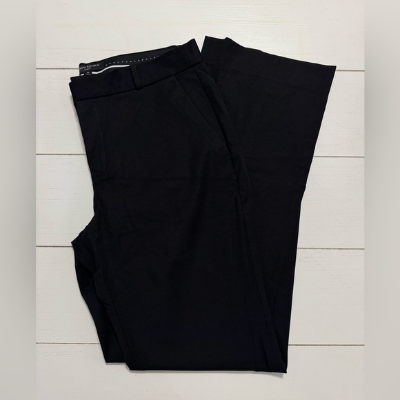 Banana Republic Logan Pants - Picture 1 of 4